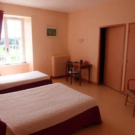 Hôtel-restaurant Les Planchettes Saint-Flour (Cantal)